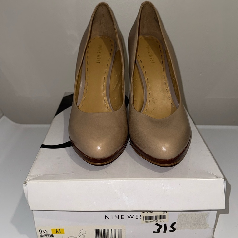 Nine West 9.5 Rocha heels